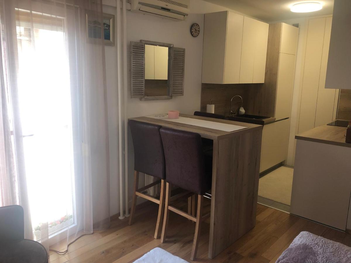 Apartment Ura Rijeka Bagian luar foto